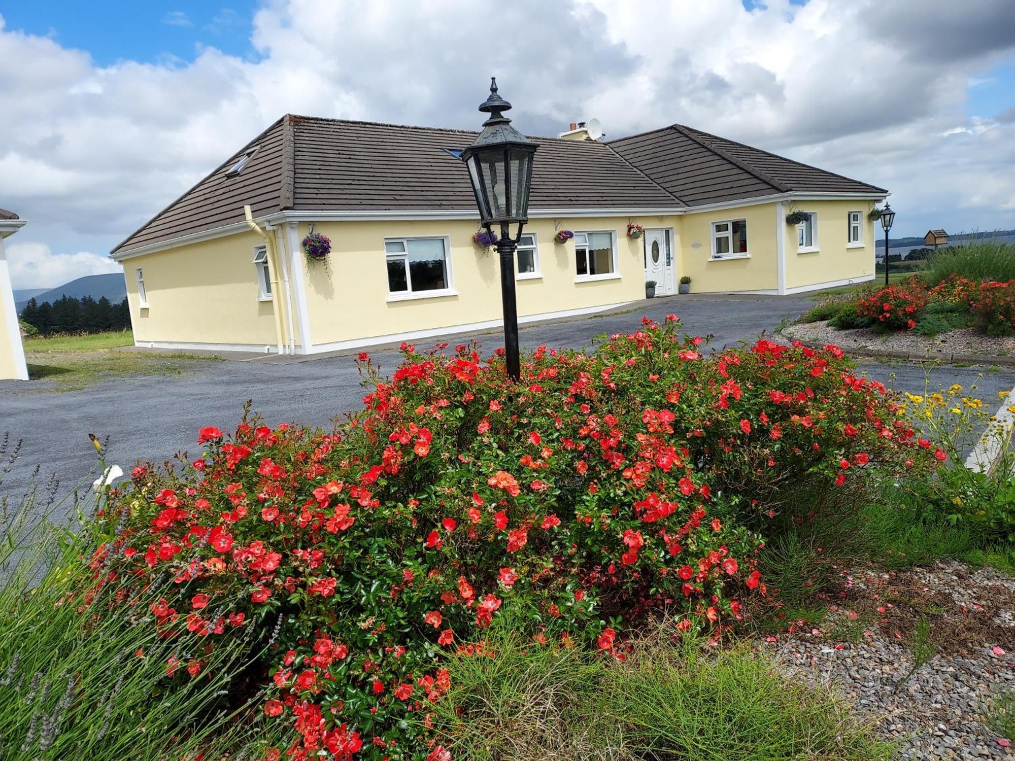 Tullaleagan Guesthouse Oughterard Eksteriør billede